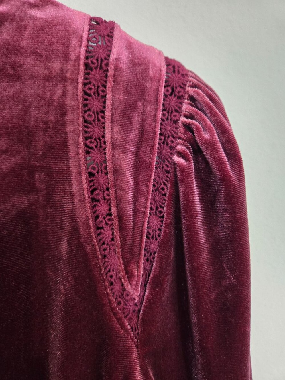 Boden Purple Mila Velvet Long Sleeve Top Purple/Plum size 6 - Picture 7 of 16